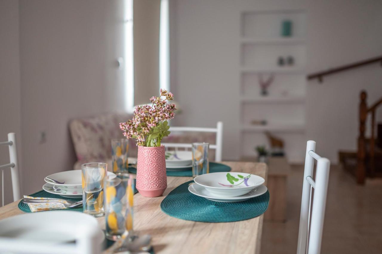 Traditional Suburbs Maisonette コス・タウン エクステリア 写真