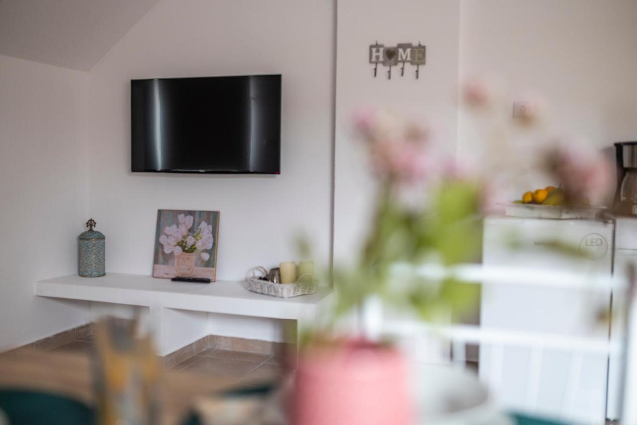 Traditional Suburbs Maisonette コス・タウン エクステリア 写真