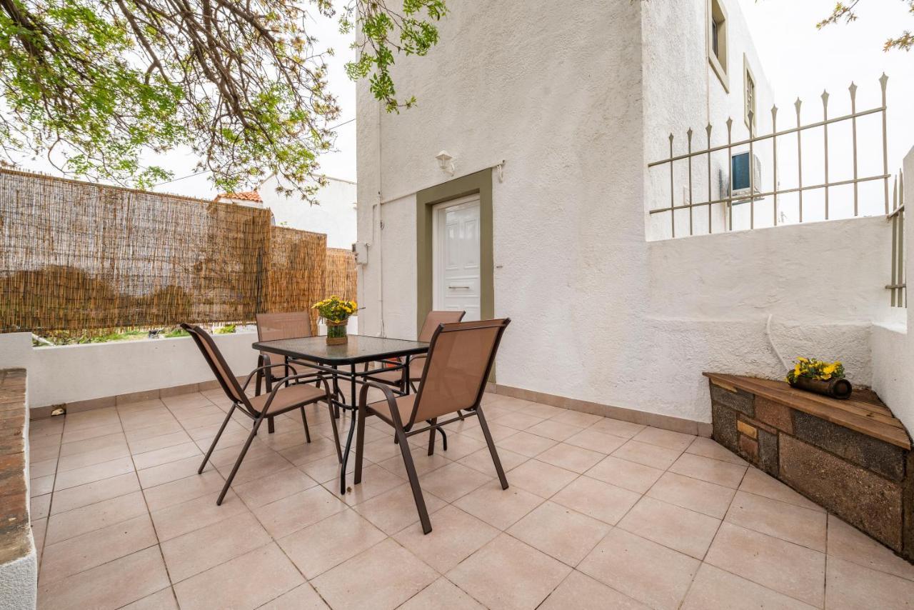 Traditional Suburbs Maisonette コス・タウン エクステリア 写真