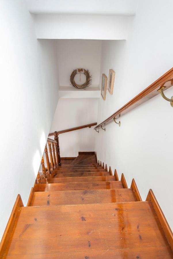 Traditional Suburbs Maisonette コス・タウン エクステリア 写真